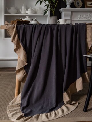 greytablecloth220-1