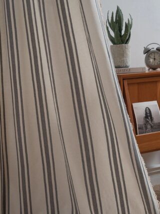 stripedcurtain200-1